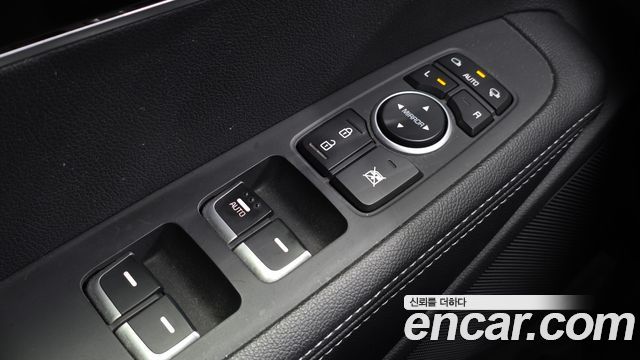 Kia Sorento 2018 — photo 30