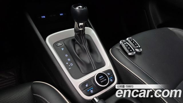 Hyundai Venue 2022 — photo 12