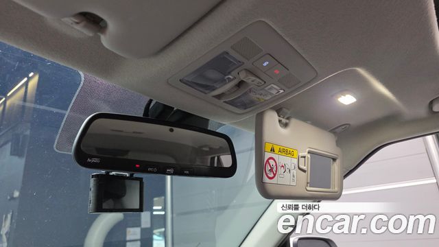 Hyundai Venue 2022 — photo 28