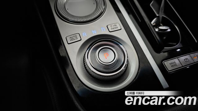 Genesis G80 2022 — photo 12