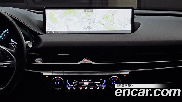 Genesis G80 2022 — photo 20