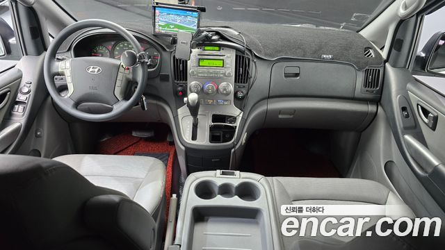 Hyundai Starex 2016 — photo 10