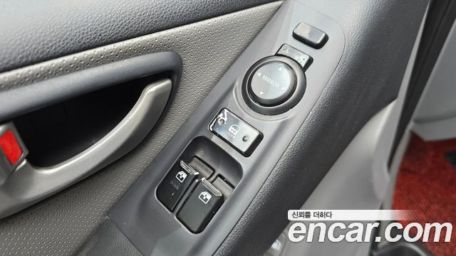 Hyundai Starex 2016 — photo 19