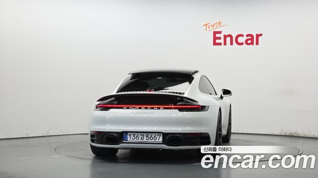 Porsche 911 2024 — photo 4