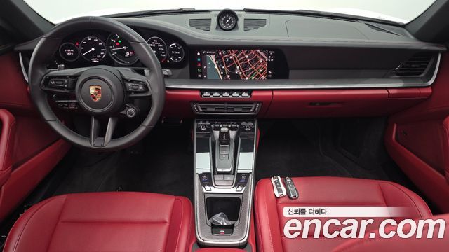Porsche 911 2024 — photo 10