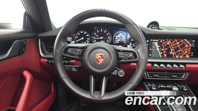 Porsche 911 2024 — photo 19