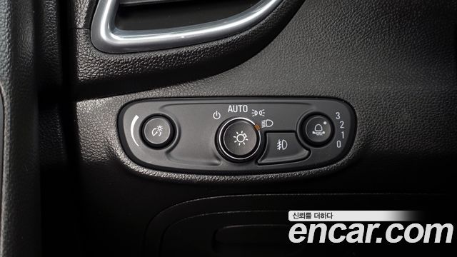 Chevrolet Korea Trax 2019 — photo 18