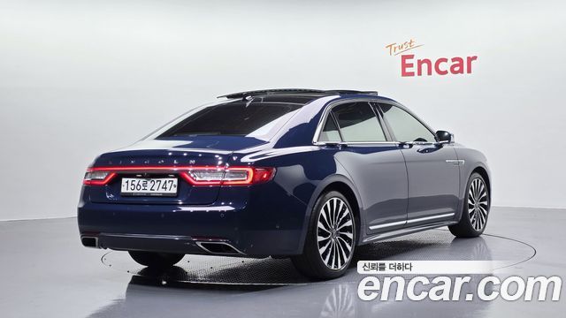 Lincoln Continental 2019 — photo 2