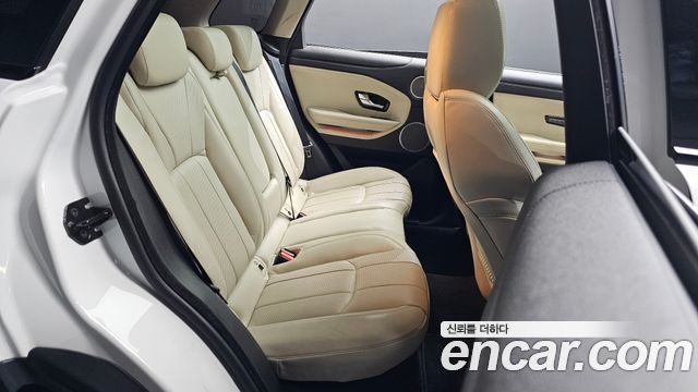 Land Rover Range Rover Evoque 2016 — photo 11