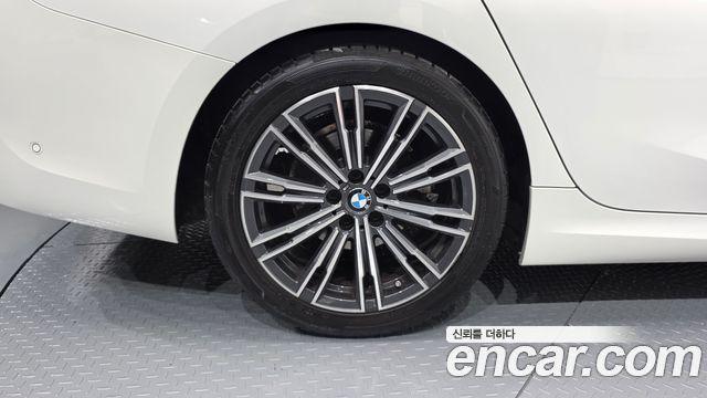 BMW 3-Series 2021 — photo 5