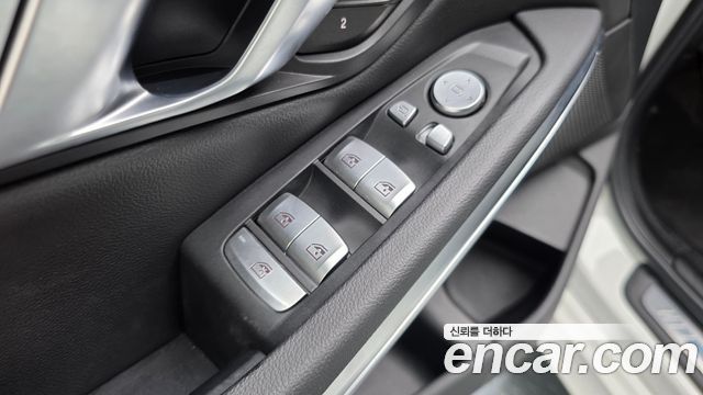 BMW 3-Series 2021 — photo 27