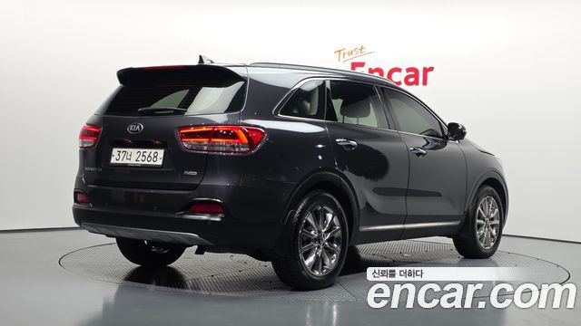 Kia Sorento 2015 — photo 2