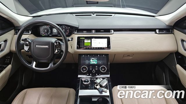Land Rover Range Rover Velar 2018 — photo 7
