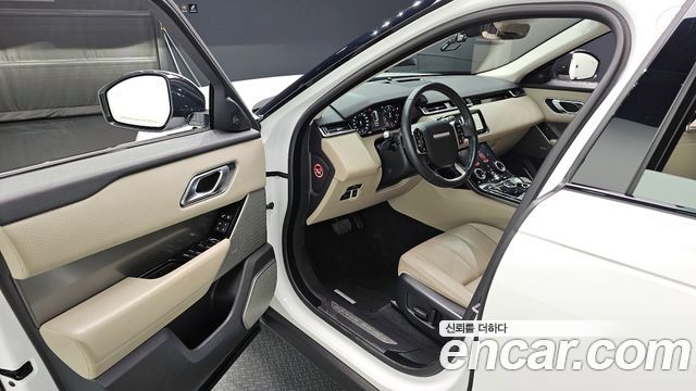 Land Rover Range Rover Velar 2018 — photo 10