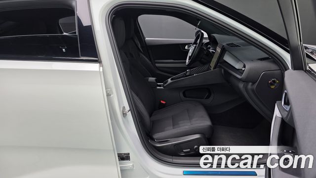 Polestar Polestar 2 2023 — photo 16