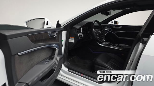 Audi A7 2020 — photo 13