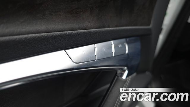Audi A7 2020 — photo 35