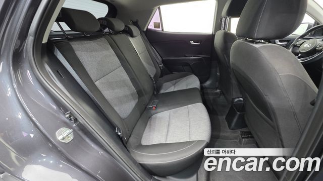 Kia Stonic 2018 — photo 19