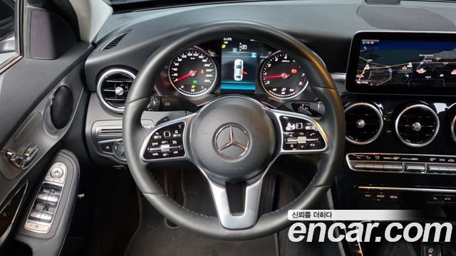 Mercedes-Benz C-Class 2020 — photo 19