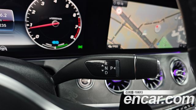 Mercedes-Benz CLS-Class 2020 — photo 9