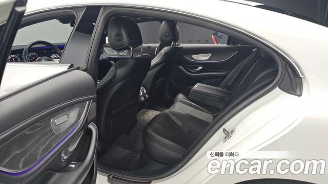 Mercedes-Benz CLS-Class 2020 — photo 12