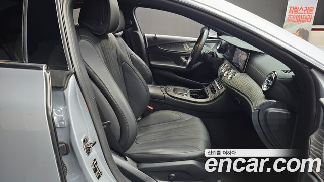 Mercedes-Benz CLS-Class 2021 — photo 18