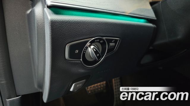 Mercedes-Benz CLS-Class 2021 — photo 32
