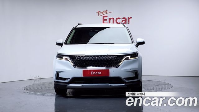 Kia Canival 2022 — photo 3