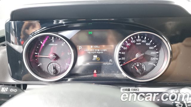 Kia Canival 2022 — photo 8