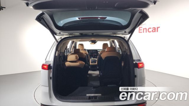 Kia Canival 2022 — photo 20