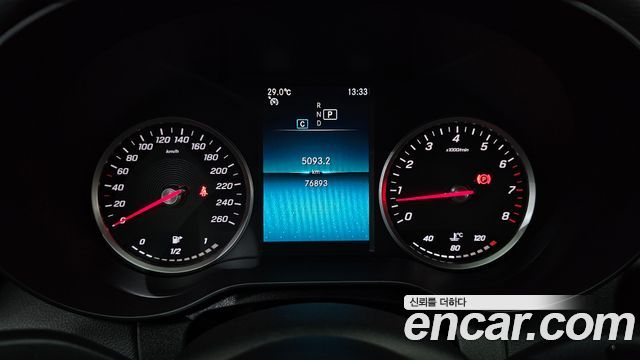 Mercedes-Benz C-Class 2020 — photo 11
