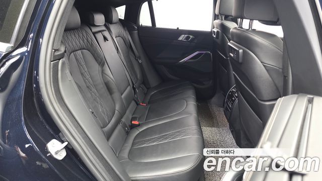 BMW X6 2023 — photo 17
