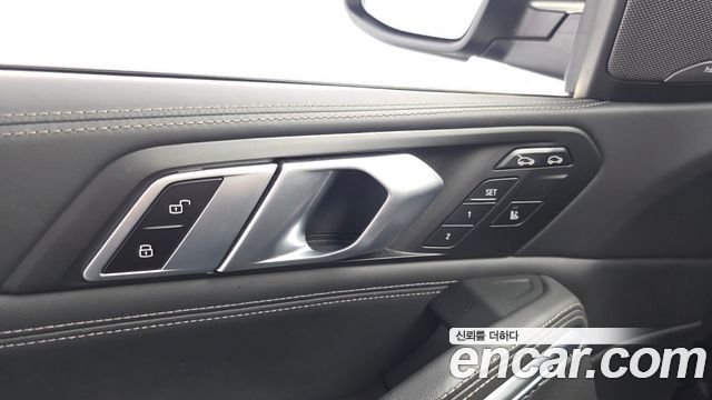 BMW X6 2023 — photo 30