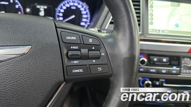 Hyundai Genesis 2016 — photo 16