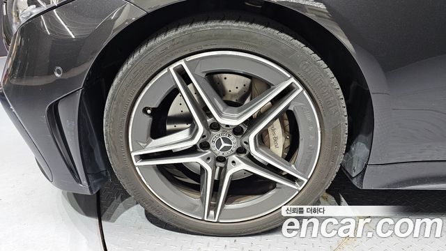 Mercedes-Benz CLS-Class 2022 — photo 5
