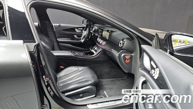 Mercedes-Benz CLS-Class 2022 — photo 11