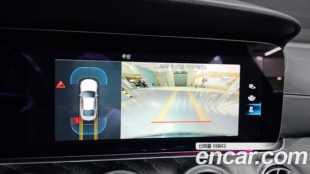 Mercedes-Benz CLS-Class 2022 — photo 14