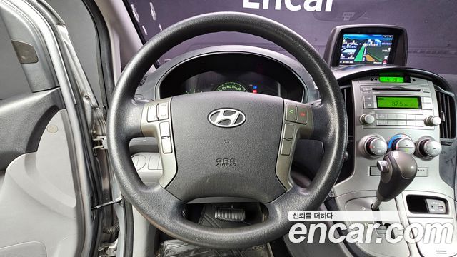 Hyundai Starex 2014 — photo 12