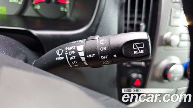 Hyundai Starex 2014 — photo 17