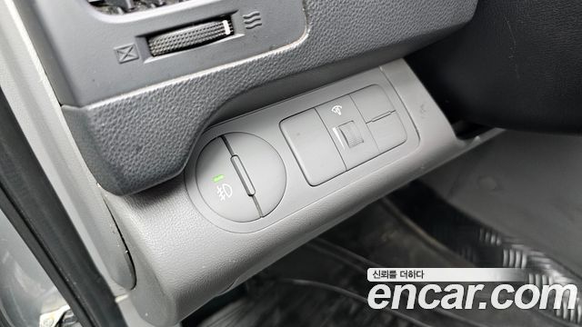 Hyundai Starex 2014 — photo 19