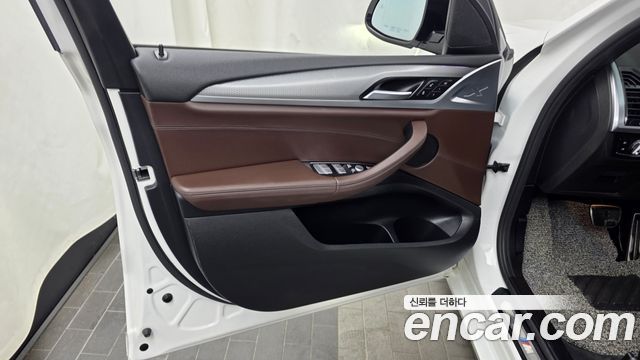 BMW X3 2019 — photo 14