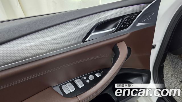 BMW X3 2019 — photo 27