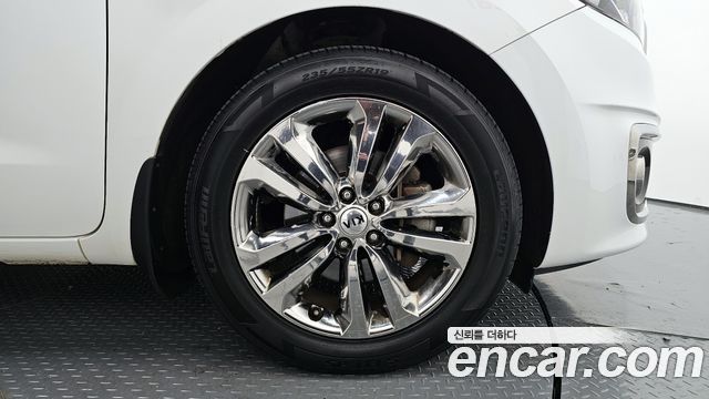 Kia Canival 2018 — photo 5