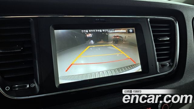 Kia Canival 2018 — photo 15