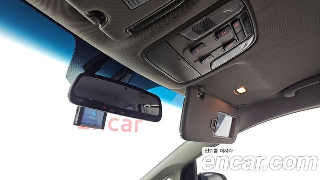 Kia Canival 2018 — photo 20