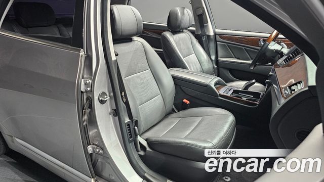 Hyundai Equus 2013 — photo 18