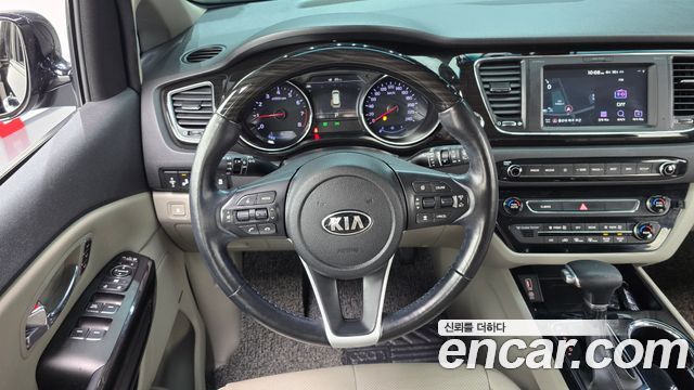 Kia Canival 2019 — photo 13