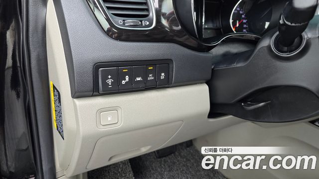 Kia Canival 2019 — photo 17
