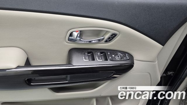 Kia Canival 2019 — photo 19
