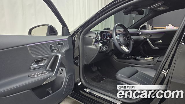 Mercedes-Benz A-Class 2024 — photo 13
